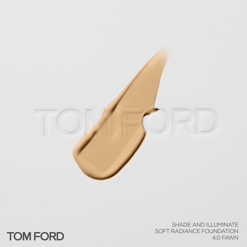 Tom Ford Shade & Illuminate Soft Radiance Foundation SPF50 image number 17